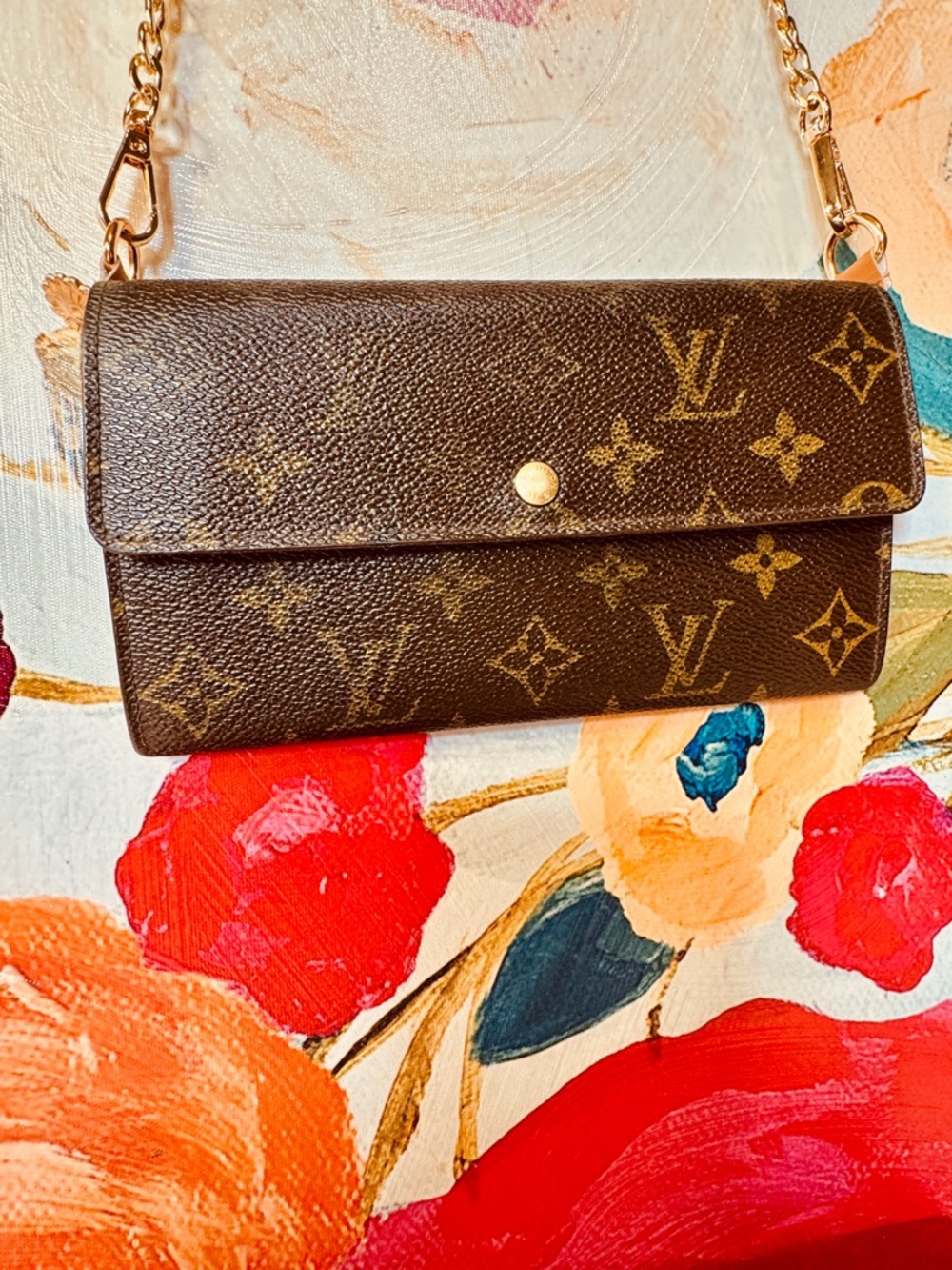 Louis Vuitton Monogram Sarah Long bifold Chain Wallet. - Picture 2 of 13